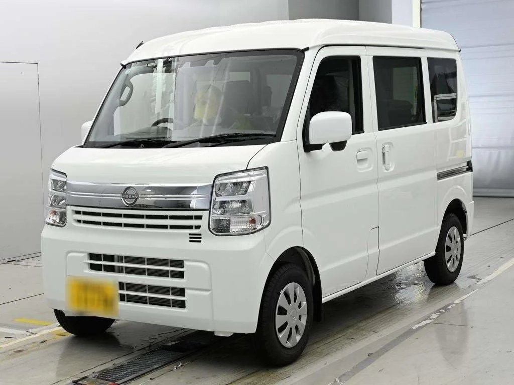 Nissan NV100 Clipper DR17V 2026